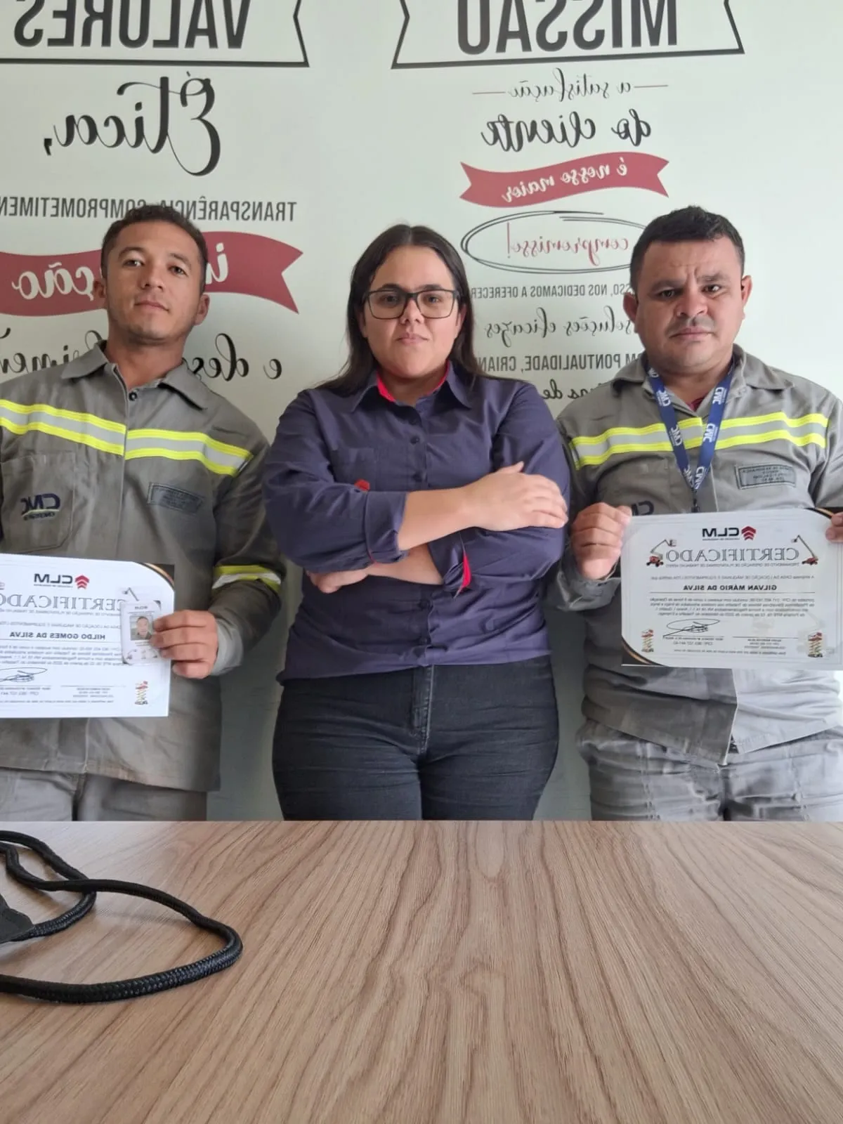 Entrega de certificados de conclusão do treinamento CLM